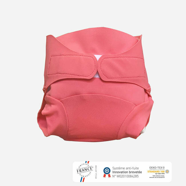 Couche de bain bébé et son sac imperméable avec absorbant